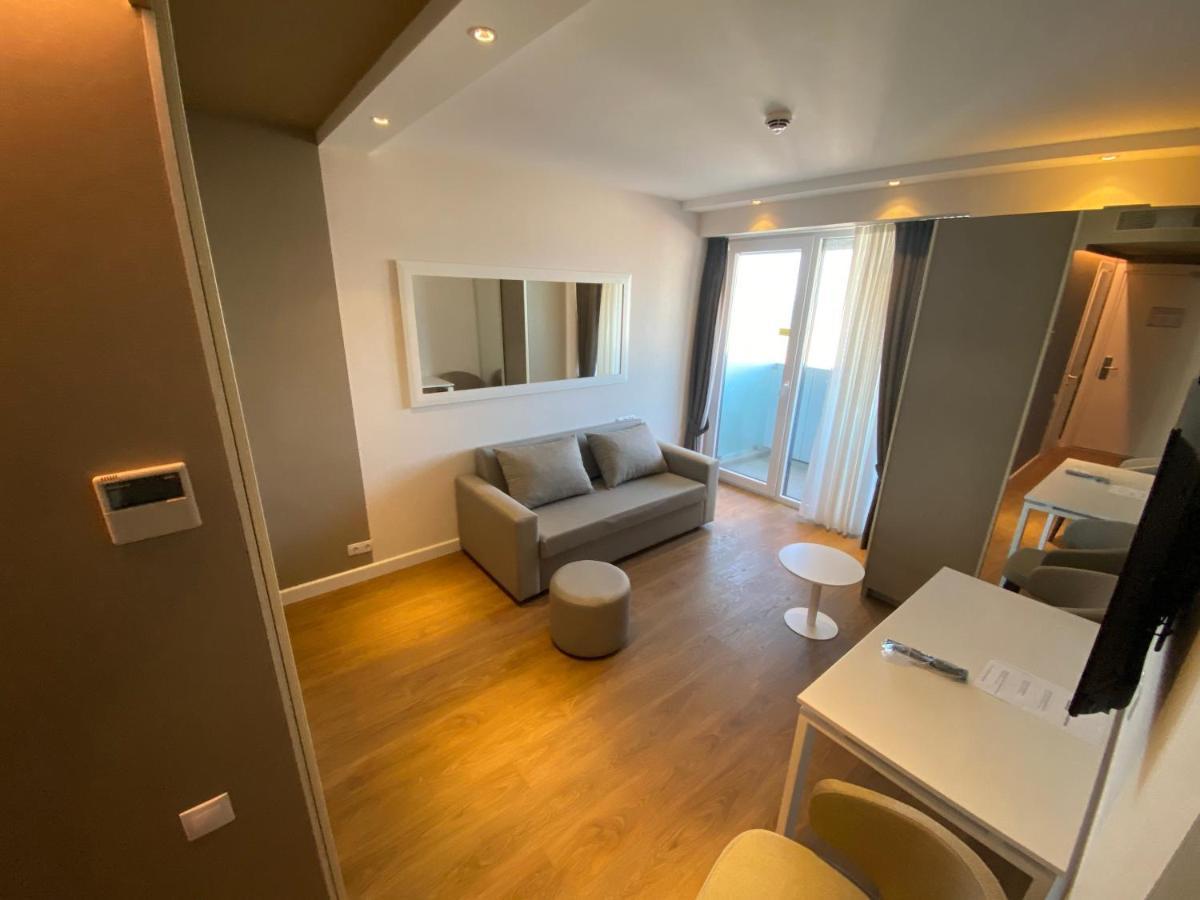 Gq Apartments On First Line Batum Dış mekan fotoğraf