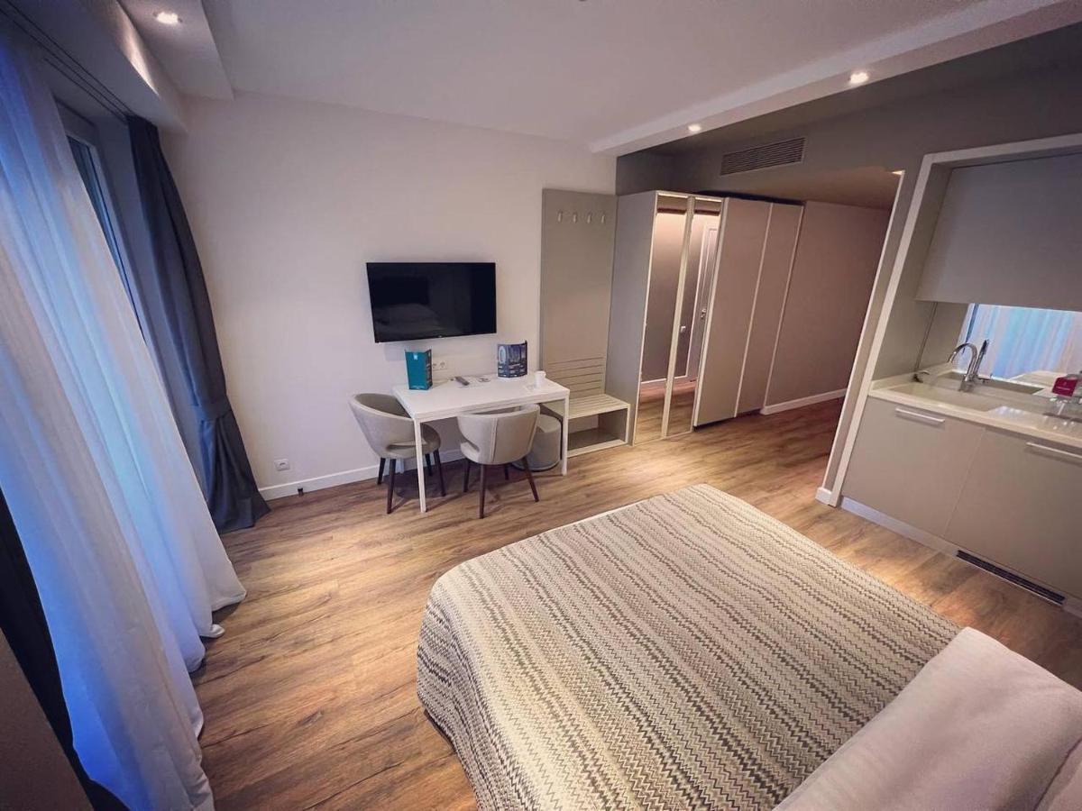Gq Apartments On First Line Batum Dış mekan fotoğraf